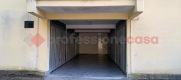  مرآب في Anagni, Italy 20متر مربع رقم 68830 2