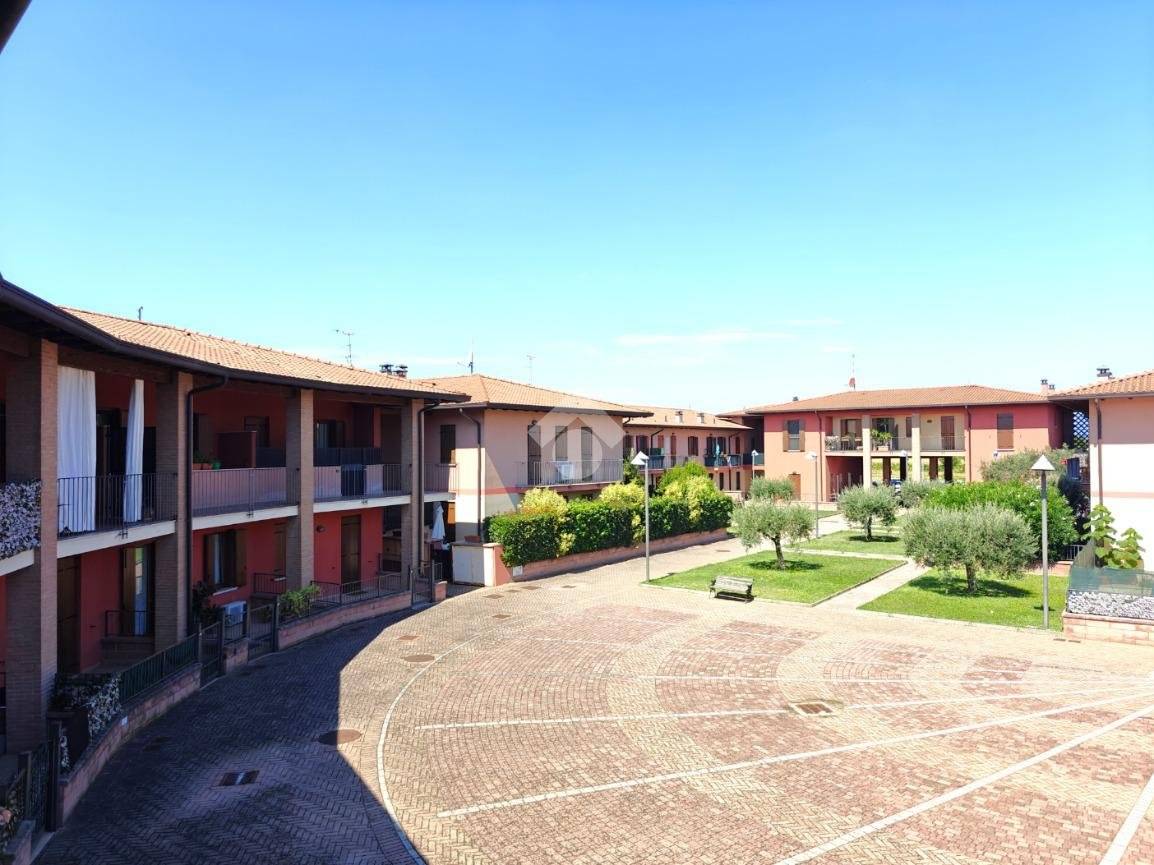 Apartamento T1 em Lonato del Garda, Italy N.º 341460