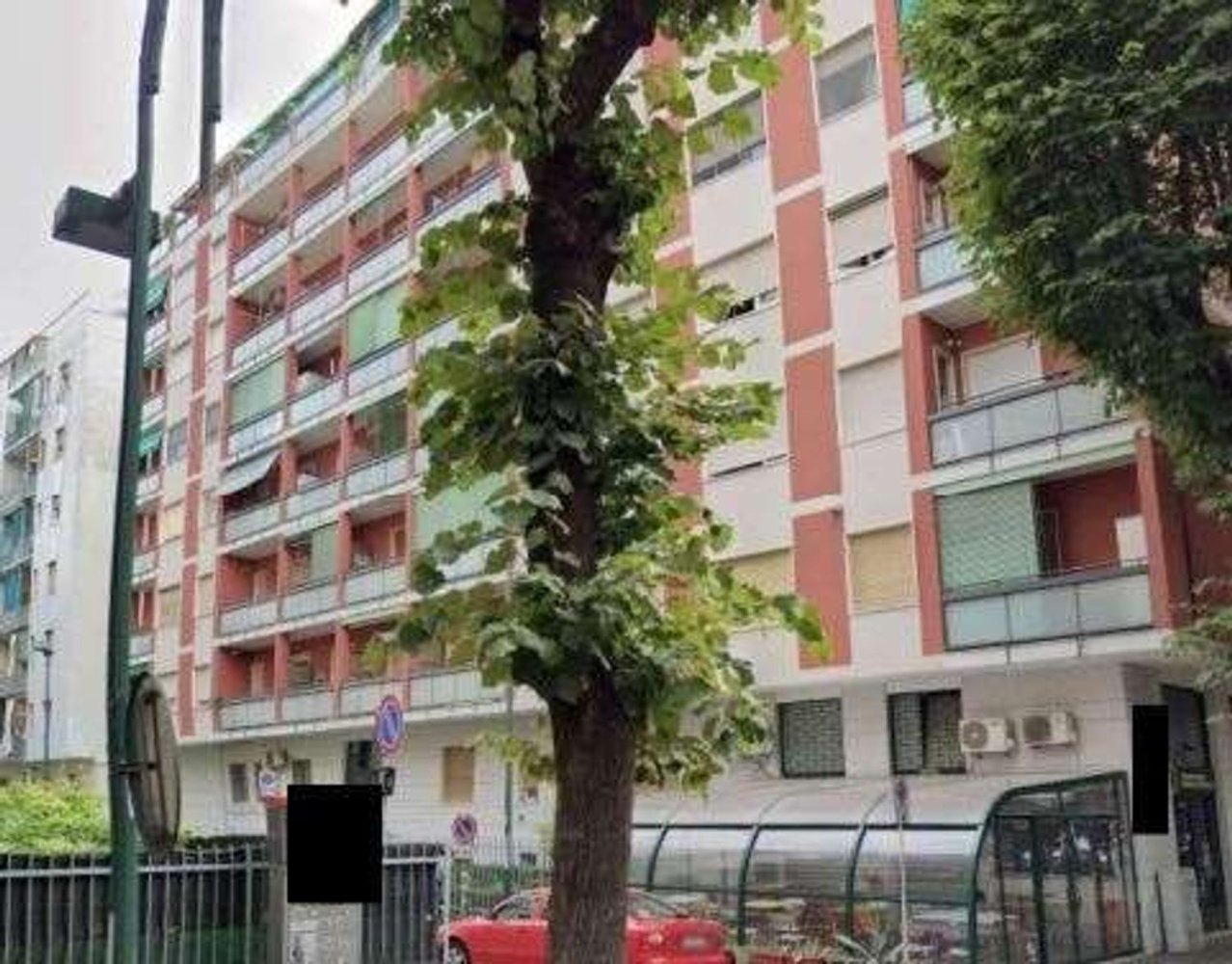 4 غرف نوم شقة في Sesto San Giovanni, Italy رقم 398502