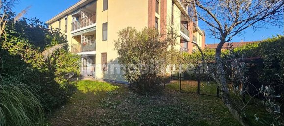 2 Schlafzimmer Wohnung in Cernusco sul Naviglio, Italy, Nr. 87655 2