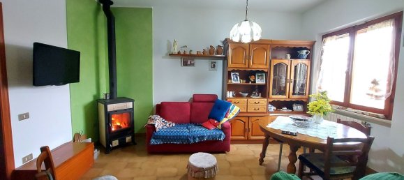 9 rooms House in Barbara, Italy No. 15671 2