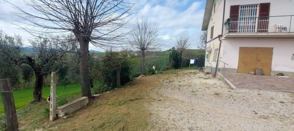 9 rooms House in Barbara, Italy No. 15671 33