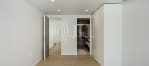 4 bedrooms Villa in Cascais, Portugal No. 126367 26