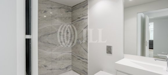 4 bedrooms Villa in Cascais, Portugal No. 126367 13