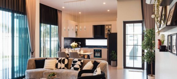 Villa de 3 dormitorios en Hua Hin, Thailand No. 58589 3