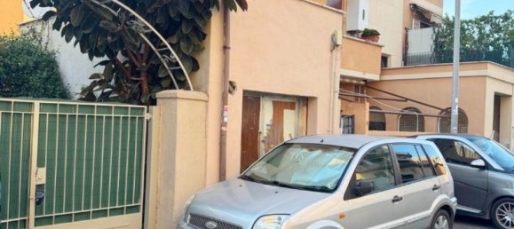 Gewerbliche Immobilie in Rome, Italy 24m², Nr. 343300 3