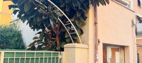 Gewerbliche Immobilie in Rome, Italy 24m², Nr. 343300 4