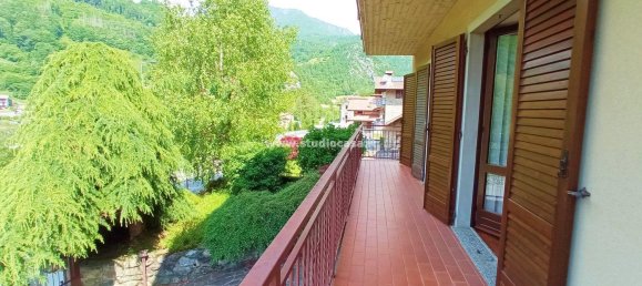 10 rooms Villa in Ardesio, Italy No. 81509 3