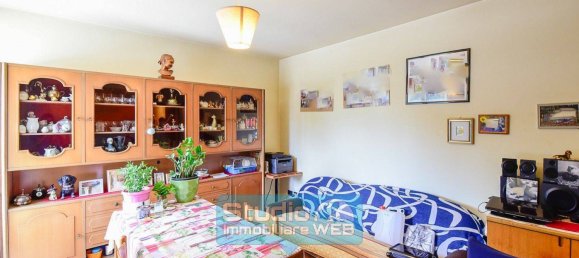 Casa de 2 dormitorios en Orsenigo, Italy No. 302641 32