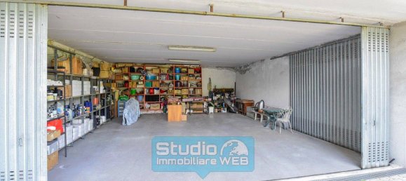 Casa de 2 dormitorios en Orsenigo, Italy No. 302641 3