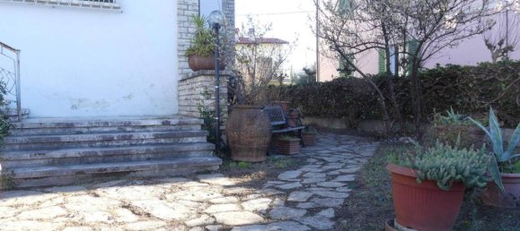 6-salle Villa à Pistoia, Italy No. 25517 7