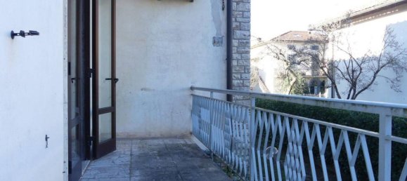 6-salle Villa à Pistoia, Italy No. 25517 26