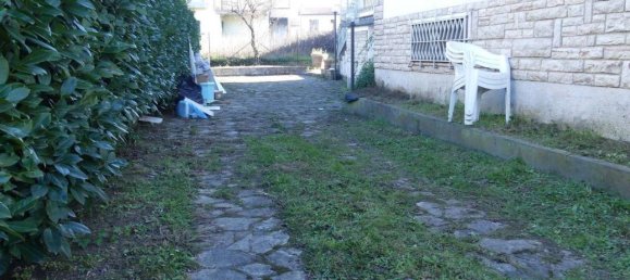 6-salle Villa à Pistoia, Italy No. 25517 28