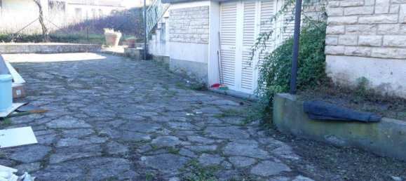 6-salle Villa à Pistoia, Italy No. 25517 41