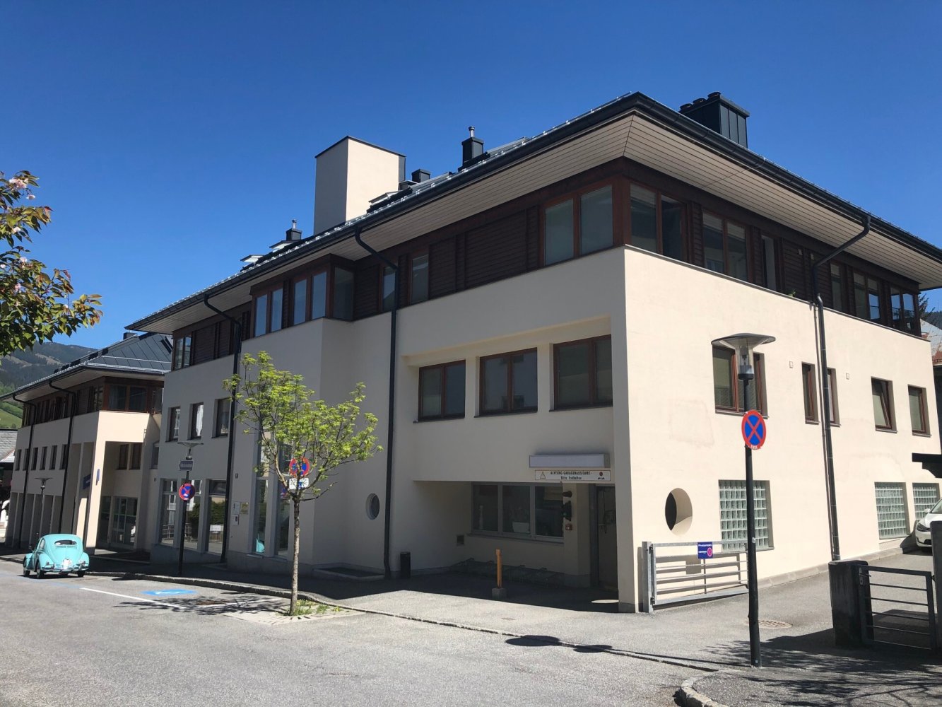  Parking in Zell am See, Austria No. 141538