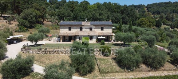 3 bedrooms House in Penna in Teverina, Italy No. 18968 4