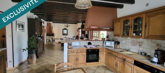 3 Schlafzimmer Haus in Vienne, France, Nr. 101956 10