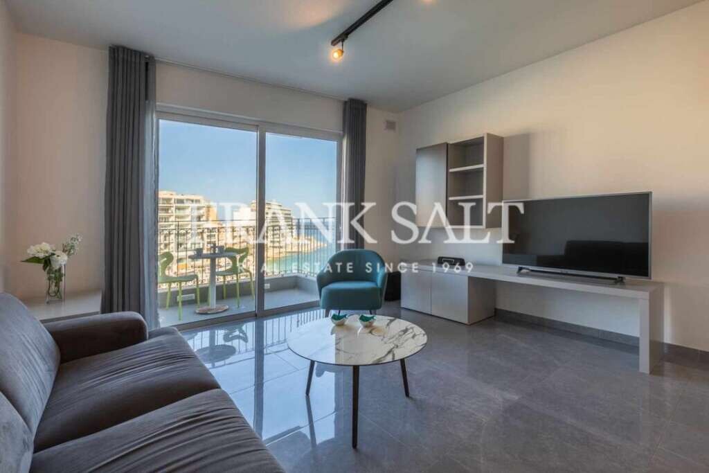 Apartamento de 2 dormitorios en Saint Julian's, Malta No. 10636