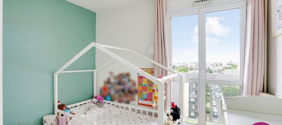 3 bedrooms Apartment in Le Bourget, France No. 327925 8