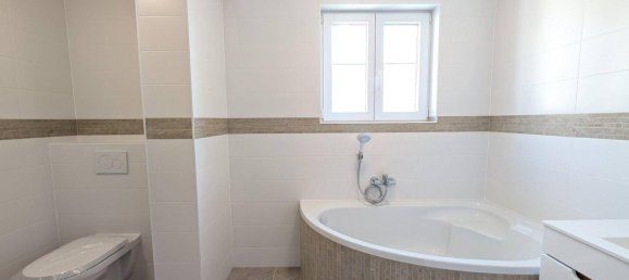 4 rooms House in Moosbrunn, Austria No. 187764 2