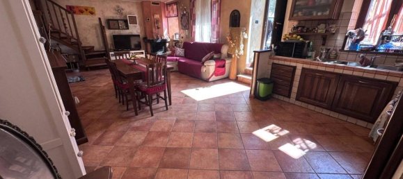 3-Zimmer Wohnung in Sant'Ambrogio di Torino, Italy, Nr. 38527 7