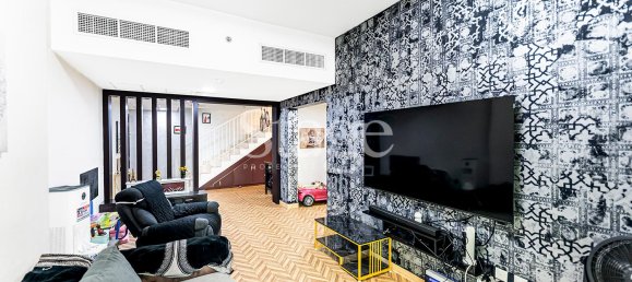 Квартира с 2 спальнями в Dubai Sports City, ОАЭ № 108190 8