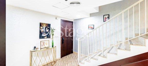 Квартира с 2 спальнями в Dubai Sports City, ОАЭ № 108190 4