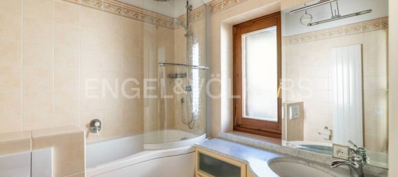 2 غرف نوم فيلا في Maccagno con Pino e Veddasca, Italy رقم 314114 20