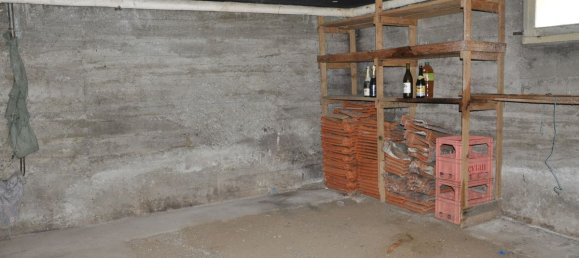 4 bedrooms House in Saint-Germain-des-Fosses, France No. 338236 19