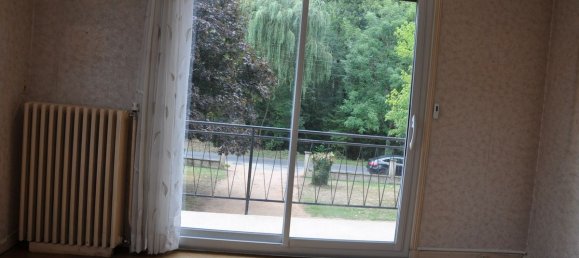 4 bedrooms House in Saint-Germain-des-Fosses, France No. 338236 6