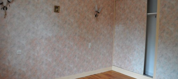 4 bedrooms House in Saint-Germain-des-Fosses, France No. 338236 12