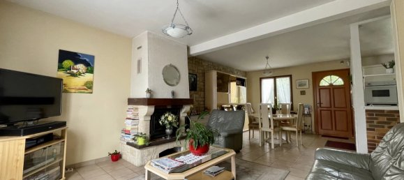 Casa de 5 dormitorios en Chambly, France No. 274237 4