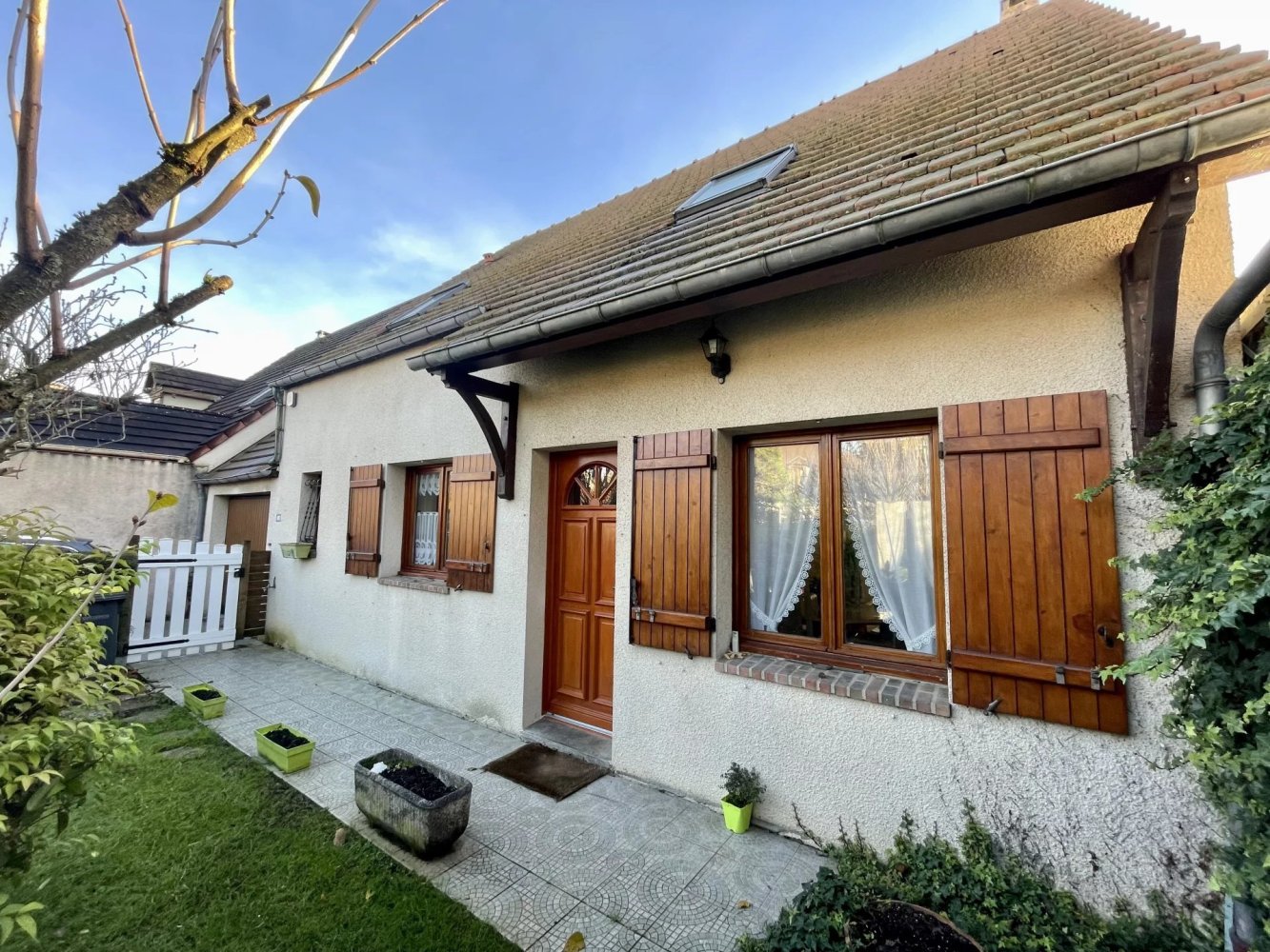 Casa de 5 dormitorios en Chambly, France No. 274237