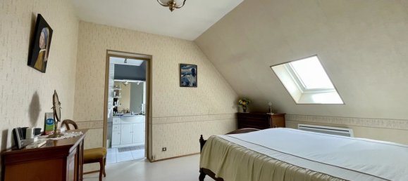 Casa de 5 dormitorios en Chambly, France No. 274237 8