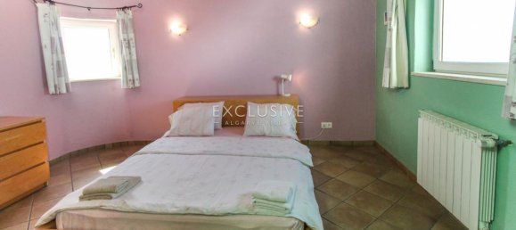 4 bedrooms Villa in Lagoa, Portugal No. 7466 9