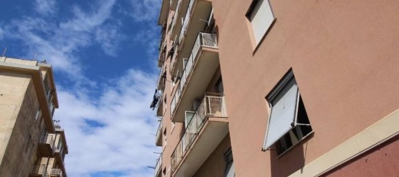 Apartamento de 3 divisões em Genoa, Italy N.º 148201 19
