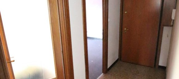 Apartamento de 3 divisões em Genoa, Italy N.º 148201 20