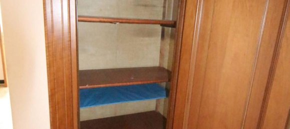 Apartamento de 3 divisões em Genoa, Italy N.º 148201 8