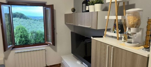 3 rooms Apartment in Siena, Italy No. 178325 6