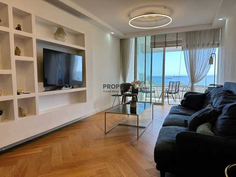 3 bedrooms Apartment in Limassol, Cyprus No. 14864