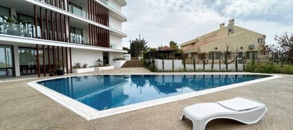 2 bedrooms Apartment in Germasogeia, Cyprus No. 564 2