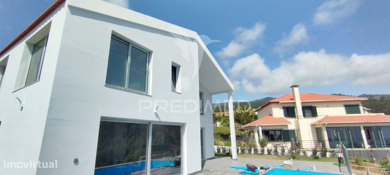 3 bedrooms House in Calheta, Portugal No. 115174