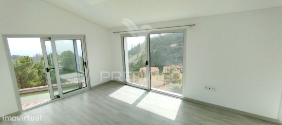 3 bedrooms House in Calheta, Portugal No. 115174 18