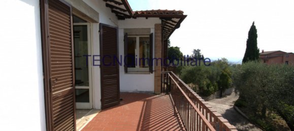 3 rooms Villa in Perugia, Italy No. 62431 17