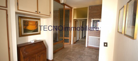 3 rooms Villa in Perugia, Italy No. 62431 12