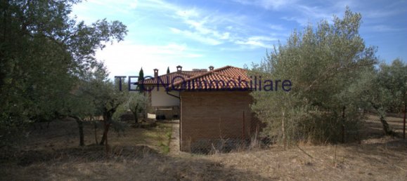 3 rooms Villa in Perugia, Italy No. 62431 28
