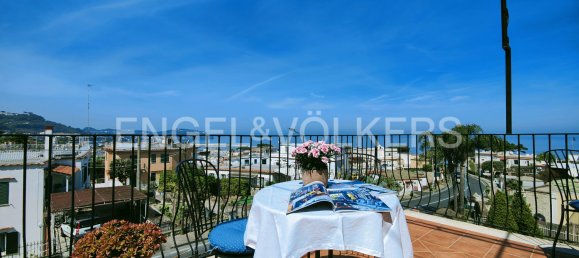 5 bedrooms Building in Casamicciola Terme, Italy No. 63248 42