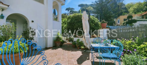 5 bedrooms Building in Casamicciola Terme, Italy No. 63248 23