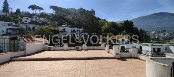 5 bedrooms Building in Casamicciola Terme, Italy No. 63248 35