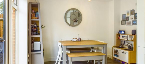 3 bedrooms Townhouse in Bordon, United Kingdom No. 13809 6